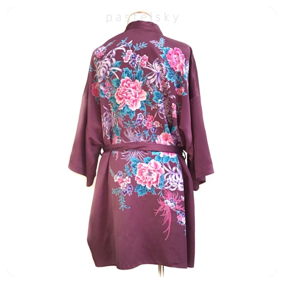 Victoria's Secret Other - VICTORIA SECRET robe